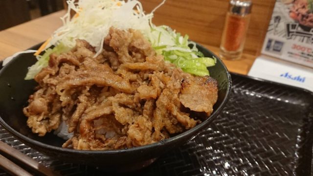カルビ丼の写真
